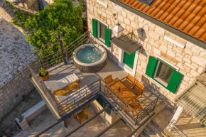 Authentic Villa Adrion